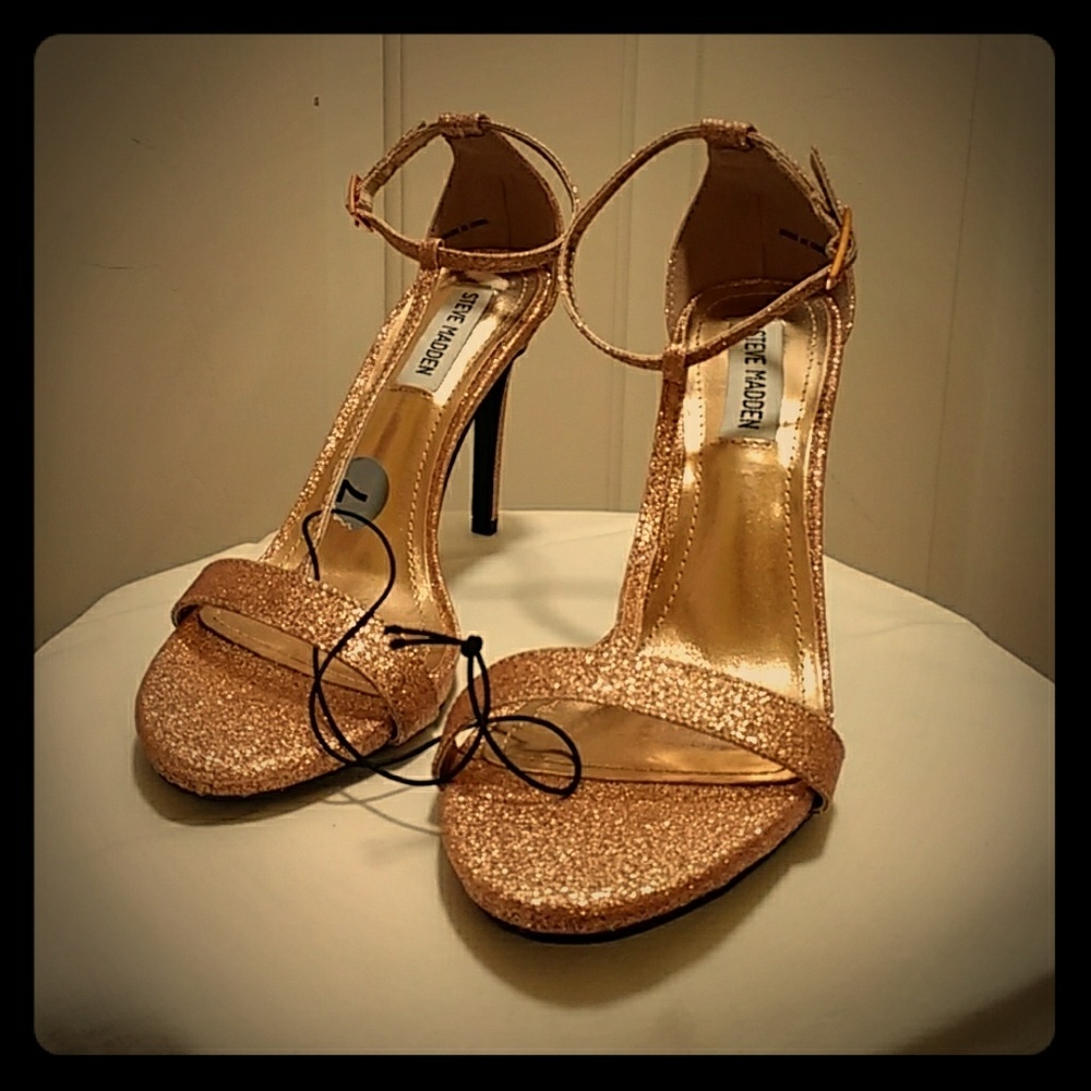 NWOB Ultra High Heel Steve Madden Dressy Sandal